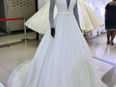 ชุดเจ้าสาวขายส่ง ชุดแต่งงานขายปลีก Bridal Gown Bangkok Thailand